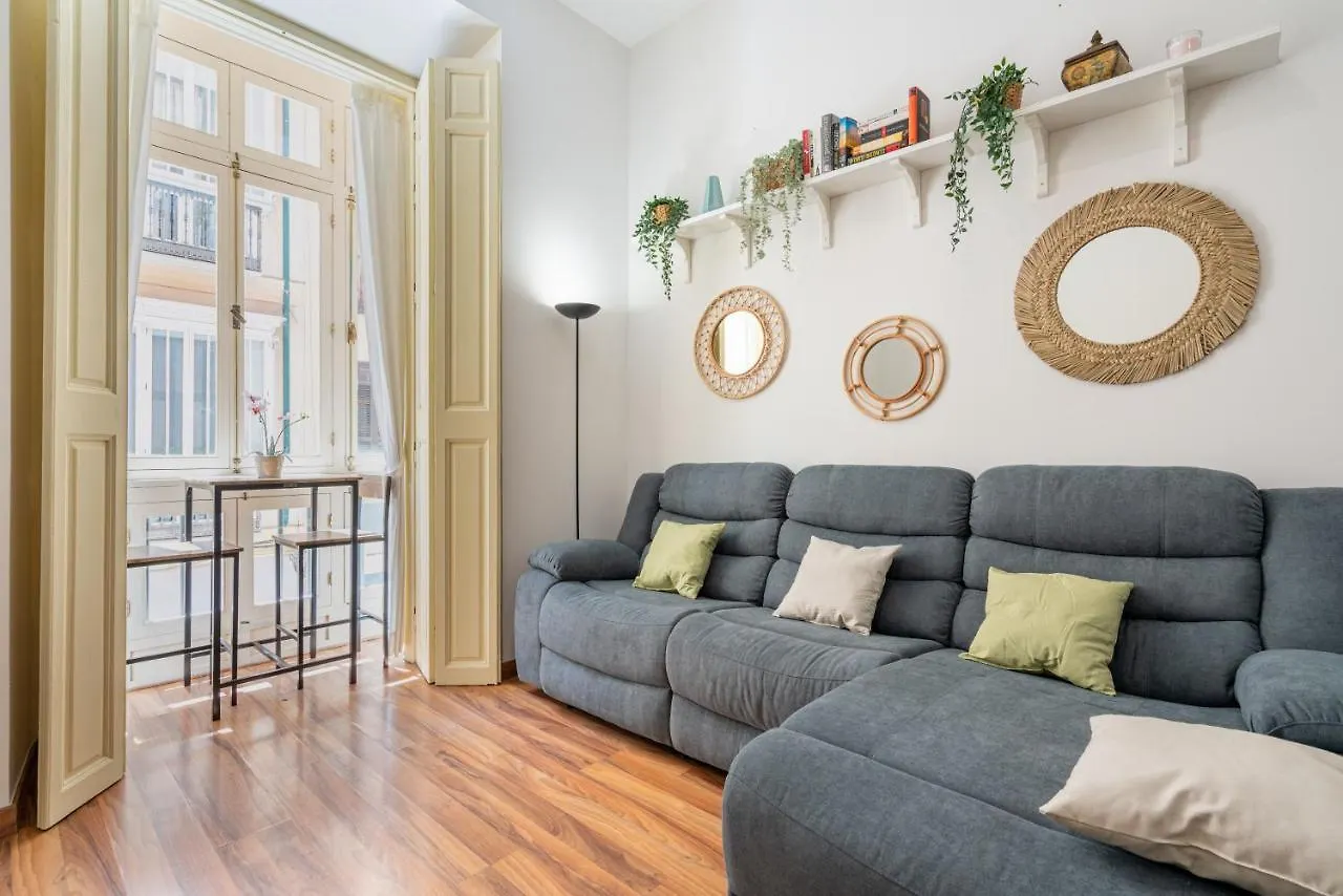 Apartament Lu&Cia Calle Strachan Malaga